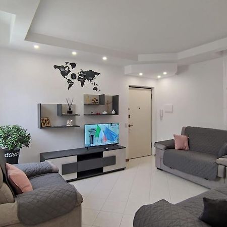 Elegante Alloggio Zona Storica Lecco Ngoại thất bức ảnh