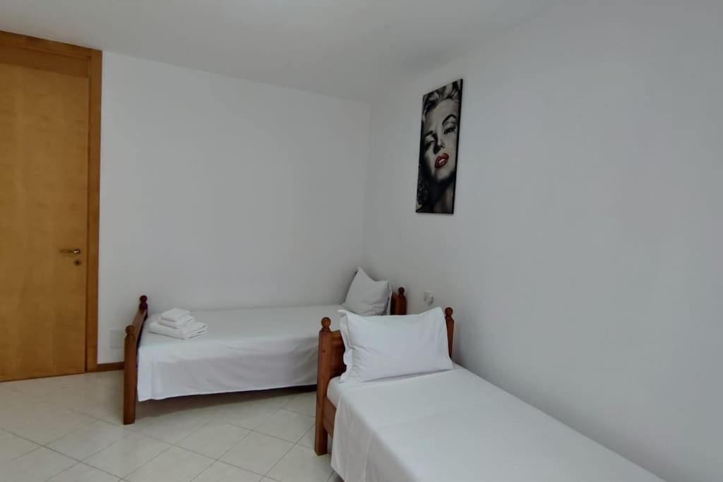 Elegante Alloggio Zona Storica Lecco Ngoại thất bức ảnh